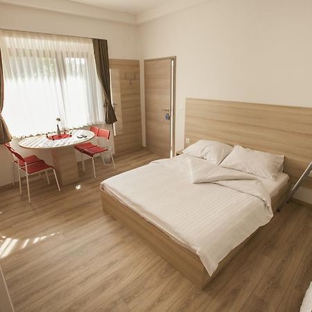Sweet Dreams Rooms And Apartments Postojna Extérieur photo