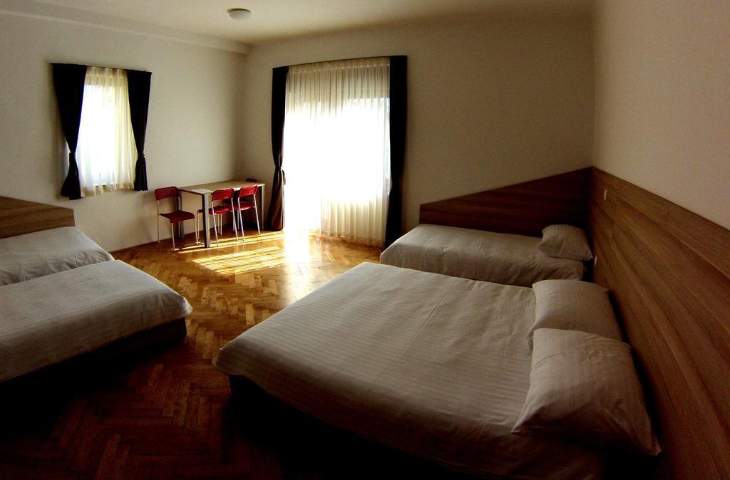 Sweet Dreams Rooms And Apartments Postojna Chambre photo