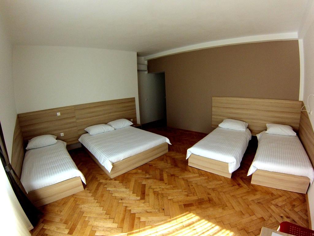 Sweet Dreams Rooms And Apartments Postojna Chambre photo