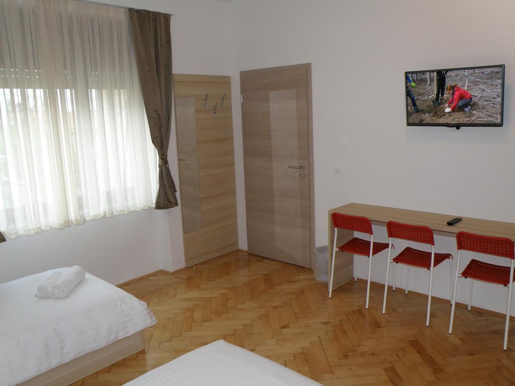 Sweet Dreams Rooms And Apartments Postojna Chambre photo